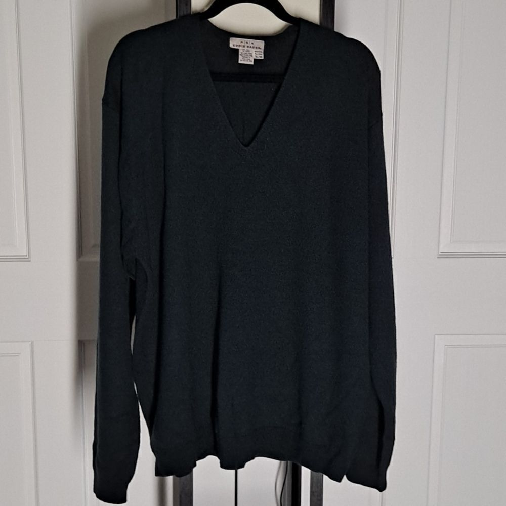 Eddie Bauer mens wool sweater‎
